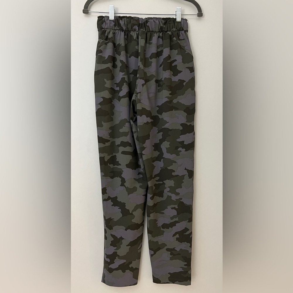 Lululemon Keep Moving Pant 7/8 High-Rise Heritage 365 Camo Dusky Lavender, Sz 4 - Picture 7 of 10